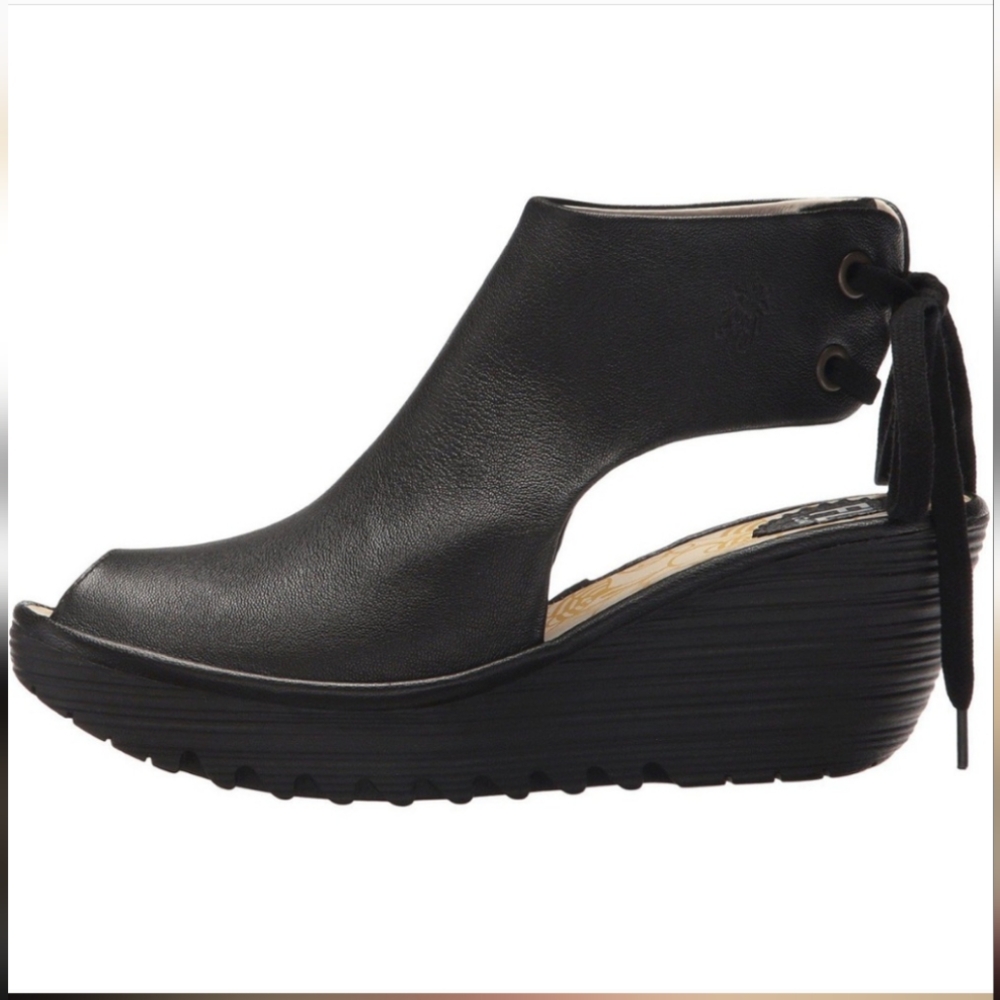 FLY LONDON Yuzu Black Peep Toe Sandals Booties 40 9-9.5 US